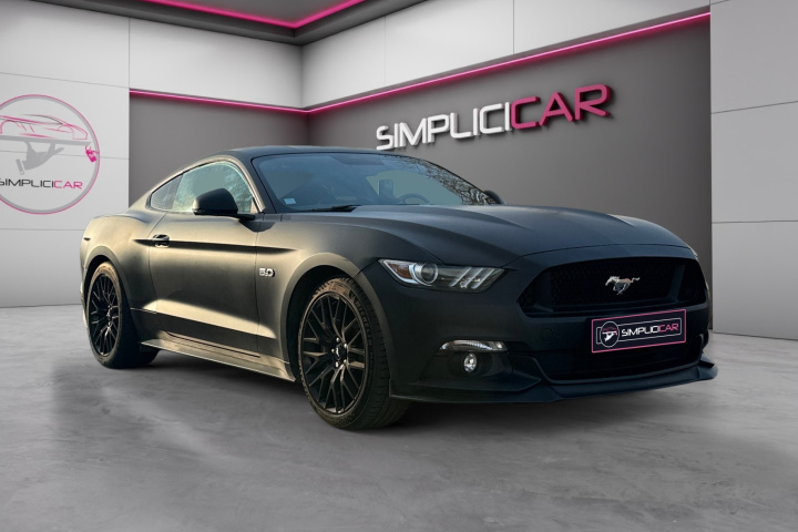 FORD MUSTANG FASTBACK