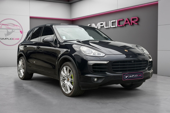 PORSCHE CAYENNE